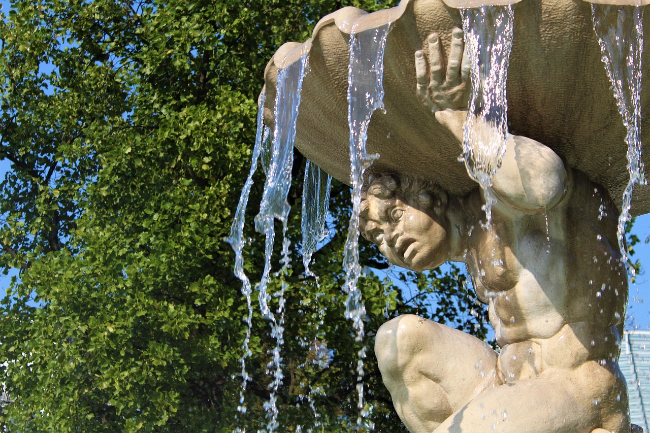 Fountain, linz, linz central station — 175 Deliciously Creative Food Captions for All Your Posts