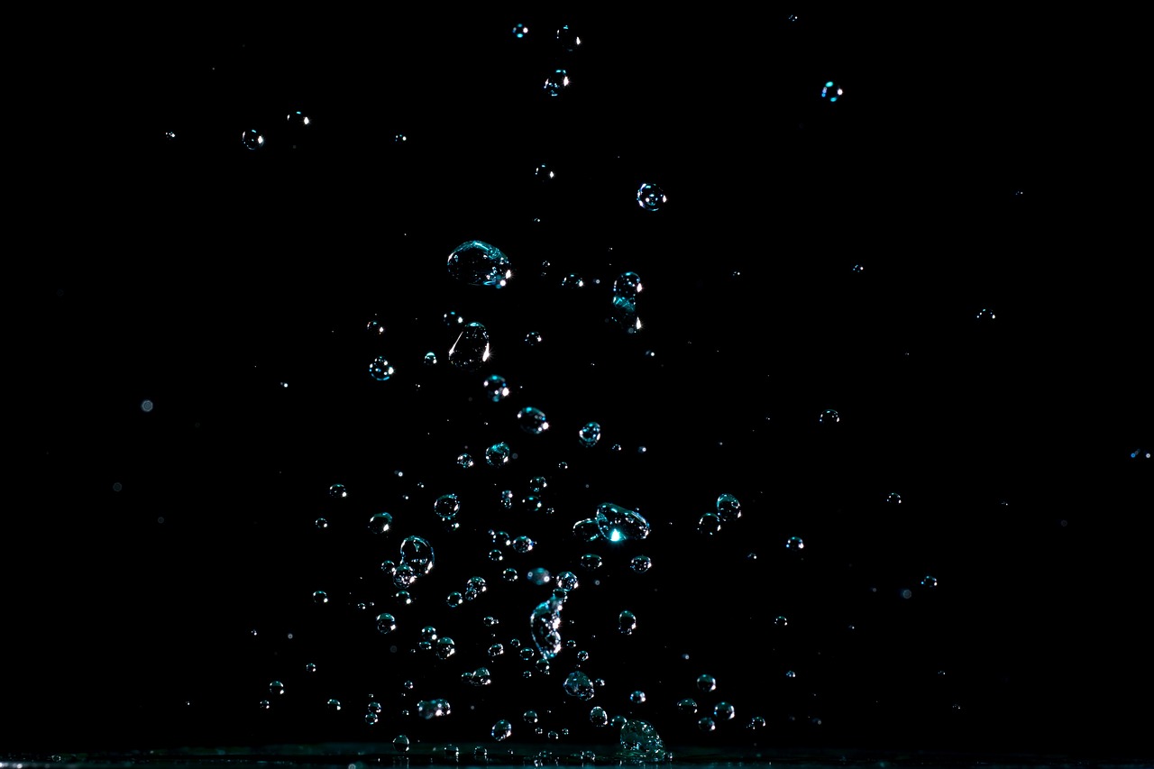 Water, drops, to dance — 5 Ways To Make Your Resume Different From Others