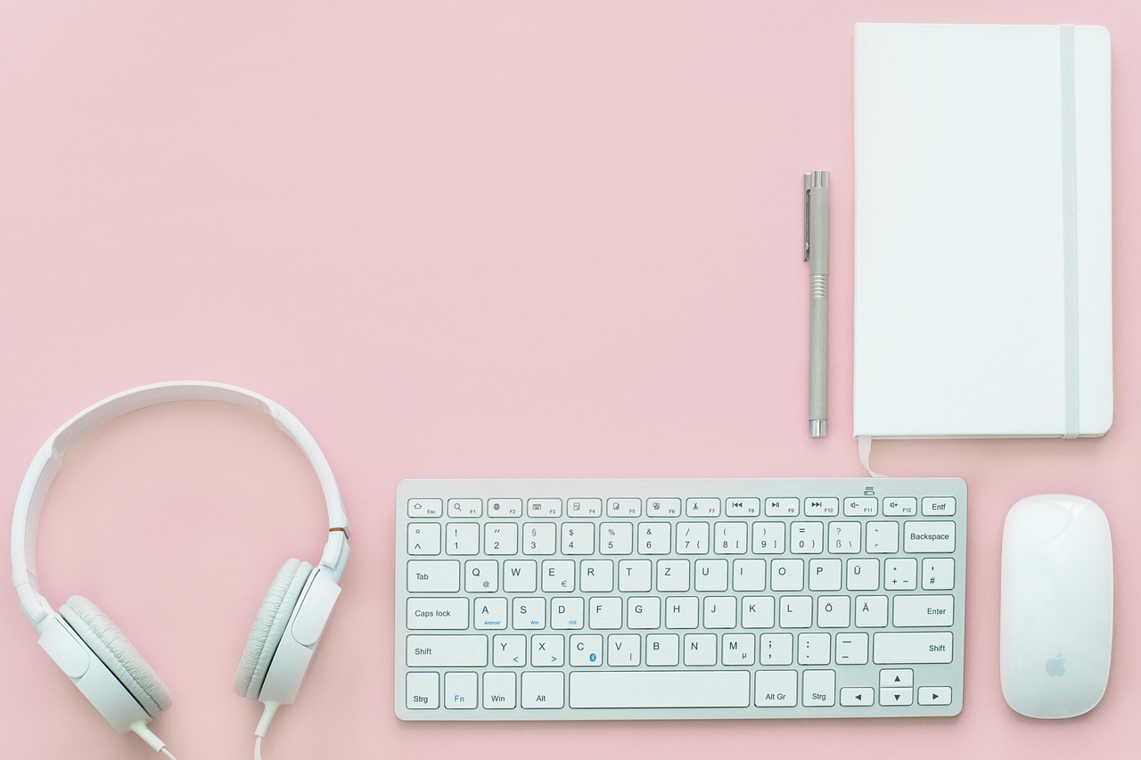 Workplace, laptop wallpaper, office — AI Editing That Simplifies Revisions and Boosts Readability