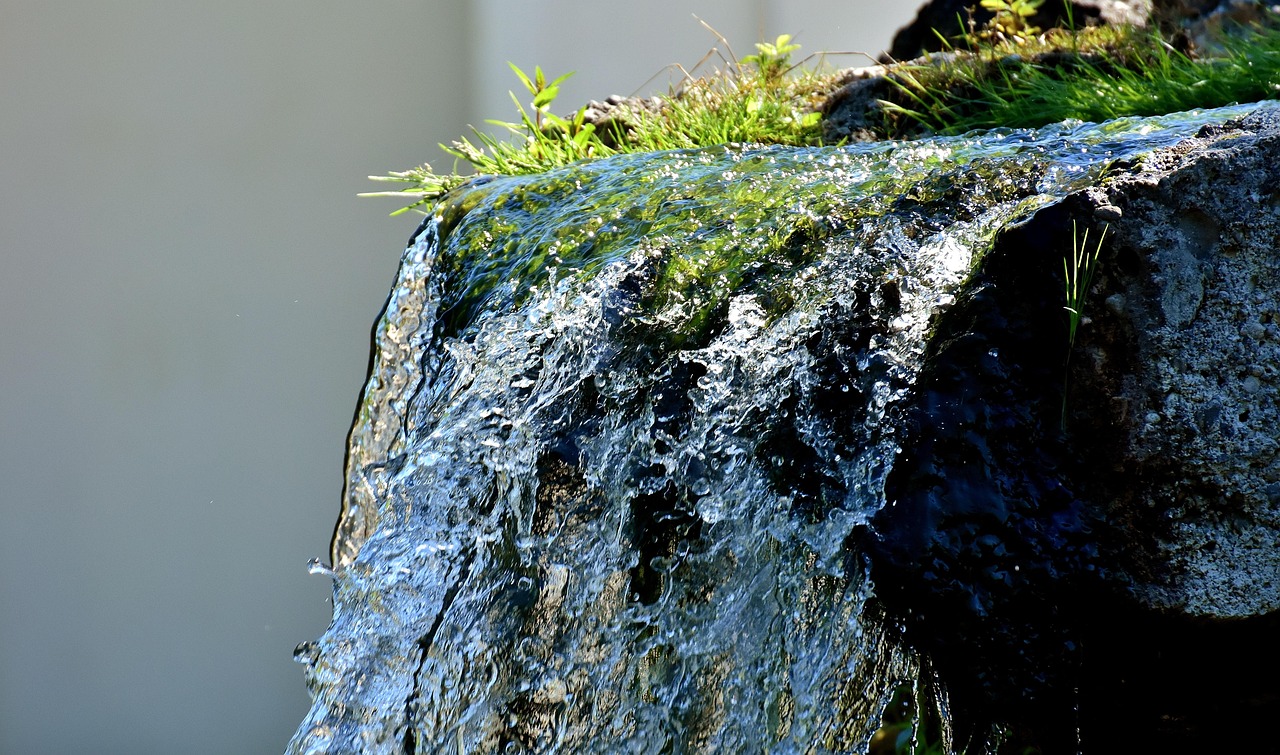 Water, fountain, water feature — Best Time of Day to Play on Pocket52