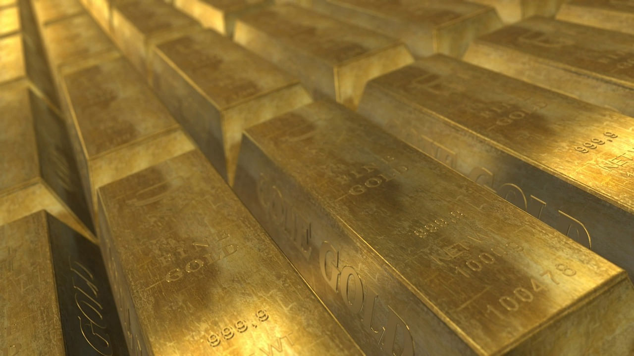 Gold, bars, wealth — Copy Trading Platforms and Apps in 2025