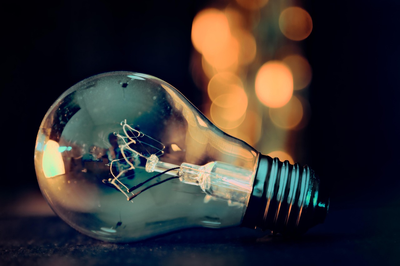 Light bulb, light, idea — Expand Images with Precision Using AI Tools