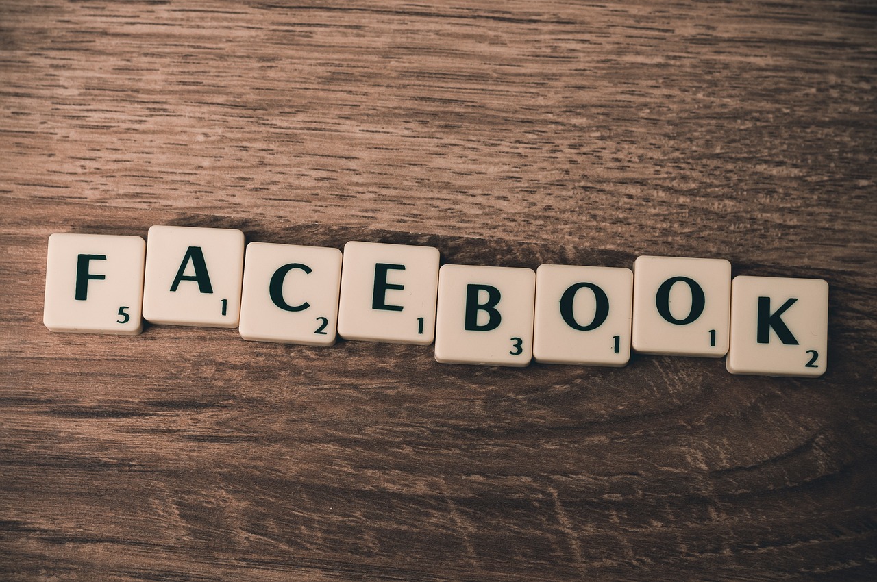 Facebook, social media, media — Improving Communication with Private Messaging Tools