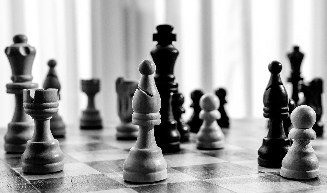 Chess, board game, politics — Re-Discovering Warzone 2 with Unlimited Cheat Codes