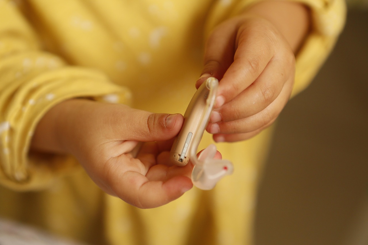 Hearing aid, device, tool — Scan Emails and Blogs with Smodin AI Content Detector