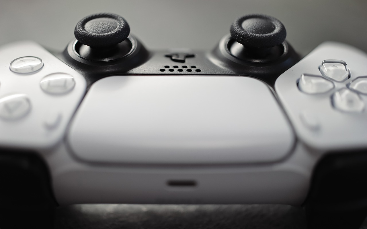 Playstation controller, playstation, controller — Understanding the Dynamics of In-Play Betting Odds