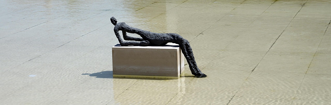Water, nature, feature — What Makes the Best Healthcare Advertising Campaigns Stand Out?