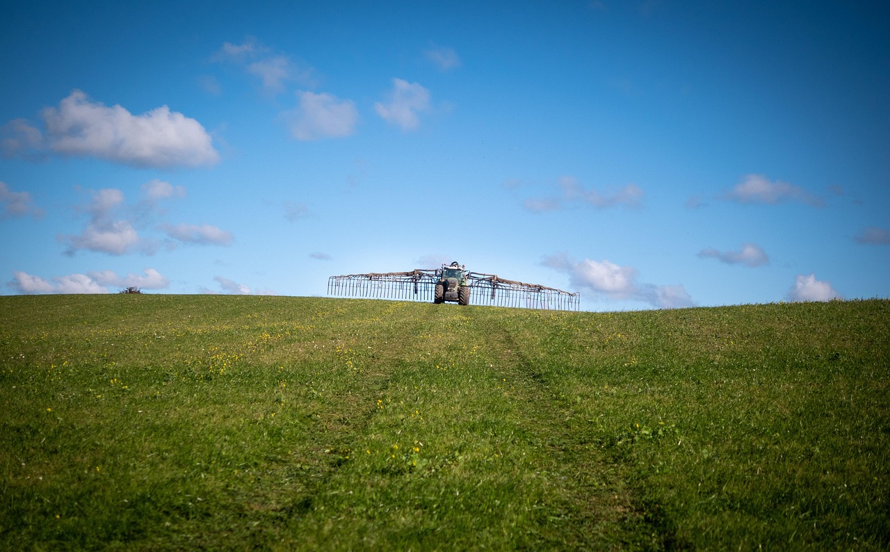 Agriculture, crop duster, farming — Who All should Play Roblox?
