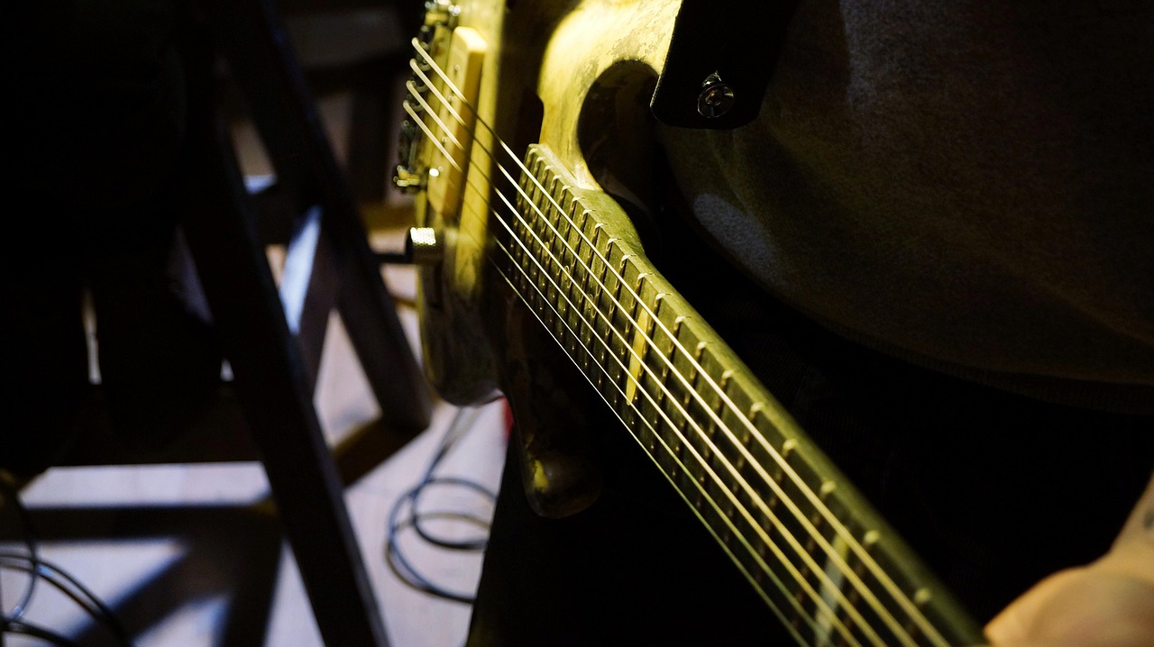 Guitar, live, gig — Why Choosing the Right Toto Site Matters for Gamers